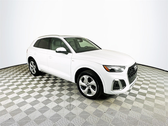 2024 Audi Q5 45 S line Premium Plus