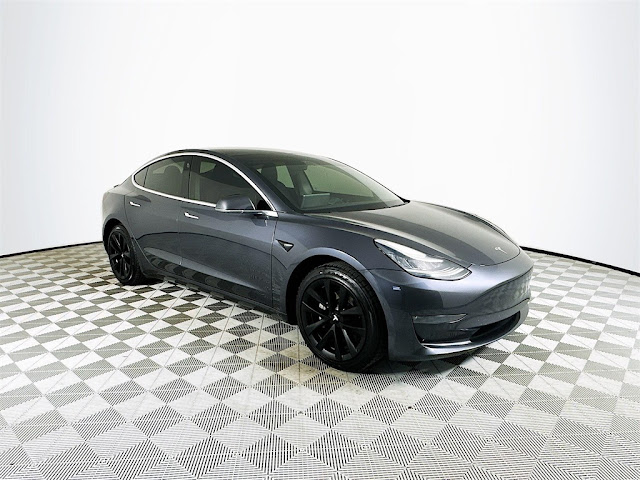 2019 Tesla Model 3 Standard Range Plus