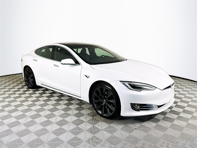 2020 Tesla Model S Long Range Plus