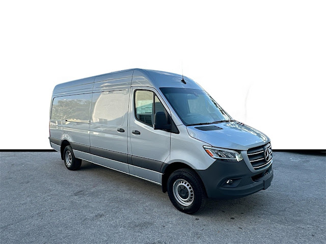 2025 Mercedes-Benz Sprinter 3500 Cargo 170 WB