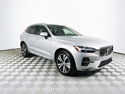 2022 Volvo XC60 B5 Inscription