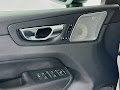 2022 Volvo XC60 B5 Inscription