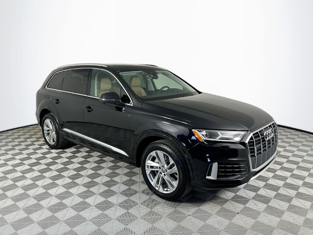 2020 Audi Q7 55 Premium Plus