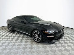 2022 Ford Mustang EcoBoost